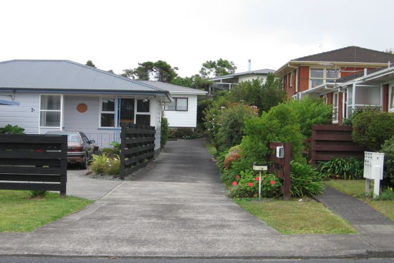 Photo of property in 2/7 Gordon Avenue, Forrest Hill, Auckland, 0620