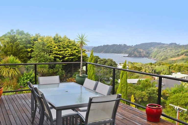 Photo of property in 3 Leigh Road, Leigh, 0985