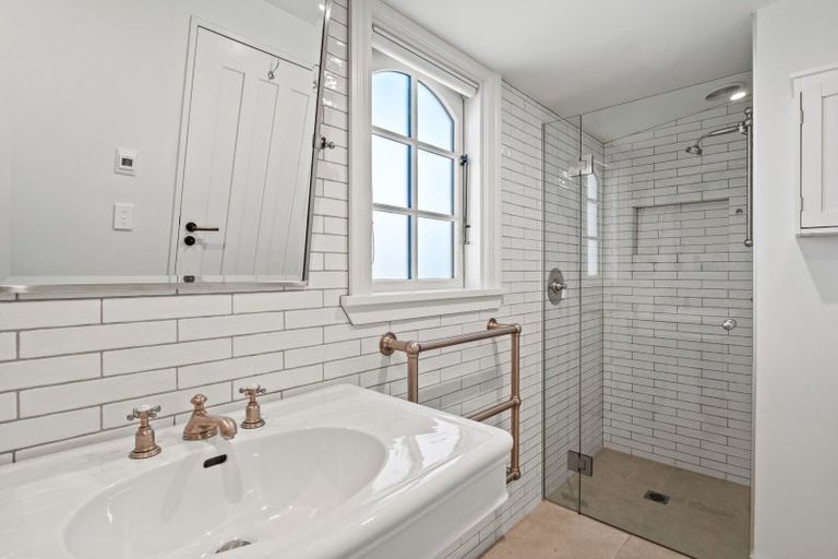 Photo of property in 70 Buckingham Street, Arrowtown, 9302