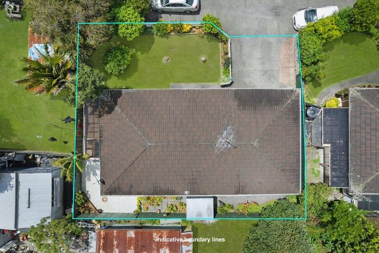 Photo of property in 8/39 Swanson Road, Henderson, Auckland, 0610