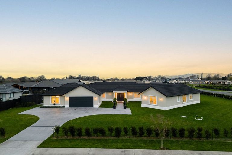 Photo of property in 37 Recite Avenue, Leamington, Cambridge, 3432