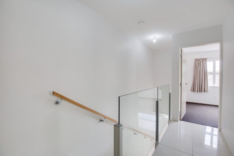 Photo of property in 3a Anderson Terrace, Mount Cook, Wellington, 6021