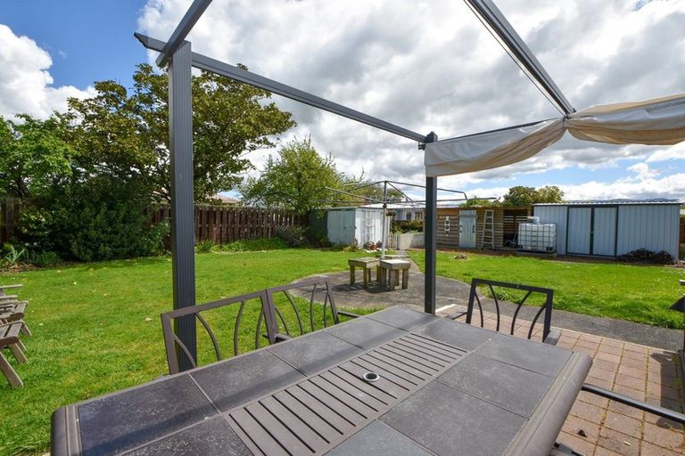 Photo of property in 28 Seddon Street, Carterton, 5713