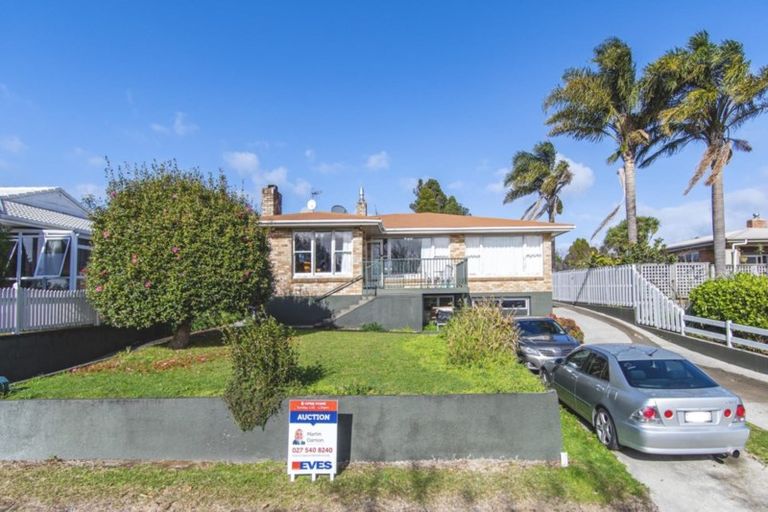 Photo of property in 12 Glen Terrace, Te Puke, 3119