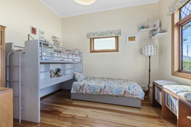 Photo of property in 5 Bay Street, Petone, Lower Hutt, 5012