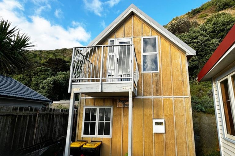 Photo of property in 47 Moa Point Road, Moa Point, Wellington, 6022