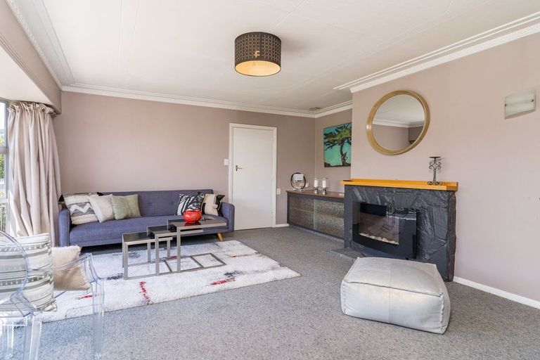 Photo of property in 10 Kinmont Crescent, Kinmont Park, Mosgiel, 9024