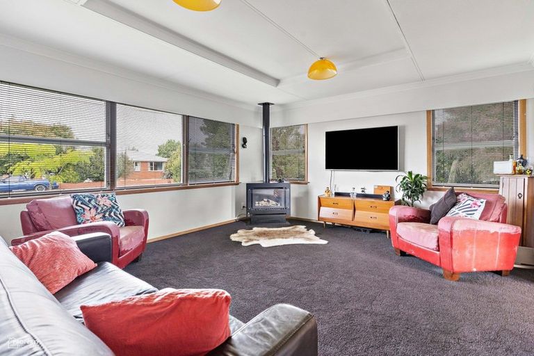 Photo of property in 4 Massey Street, Greytown, 5712