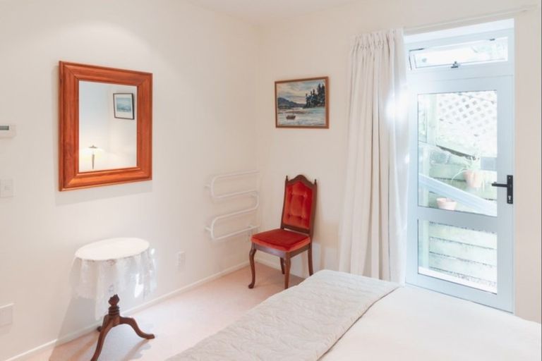 Photo of property in 113a Glenmore Street, Kelburn, Wellington, 6012