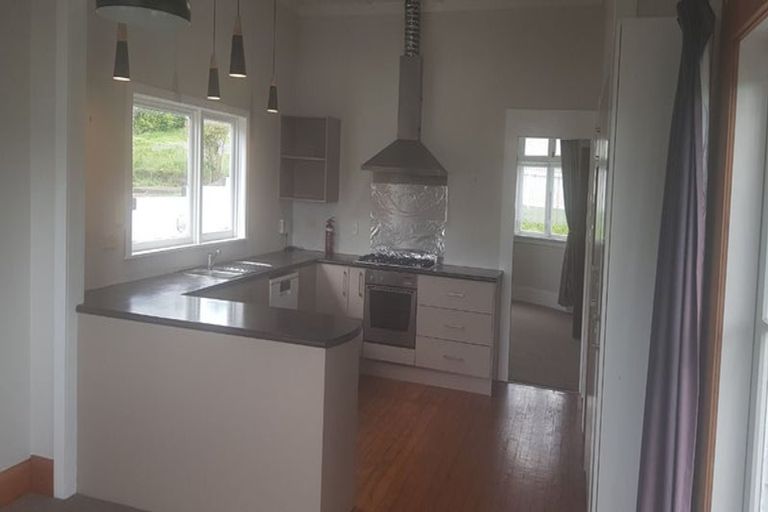 Photo of property in 20 Evans Road, Glen Eden, Auckland, 0602