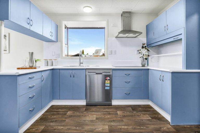 Photo of property in 8 Tieke Place, Tokoroa, 3420