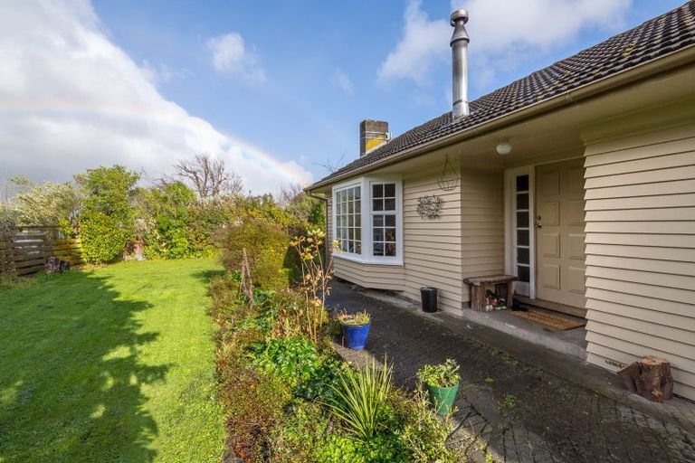 Photo of property in 9 Farrier Grove, Featherston, 5710