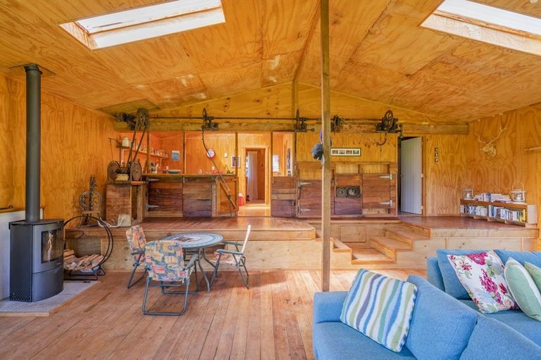 Photo of property in 60 Resolution Rise, Cooks Beach, Whitianga, 3591