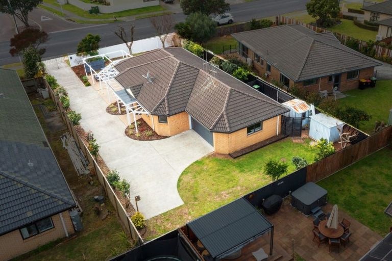 Photo of property in 676 Gloucester Road, Papamoa Beach, Papamoa, 3118