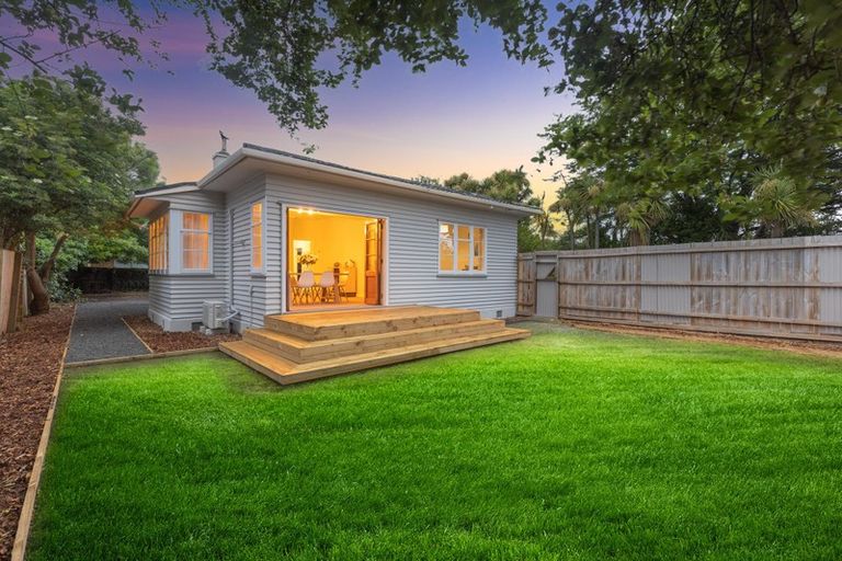 Photo of property in 1/18 Smith Street, Woolston, Christchurch, 8062