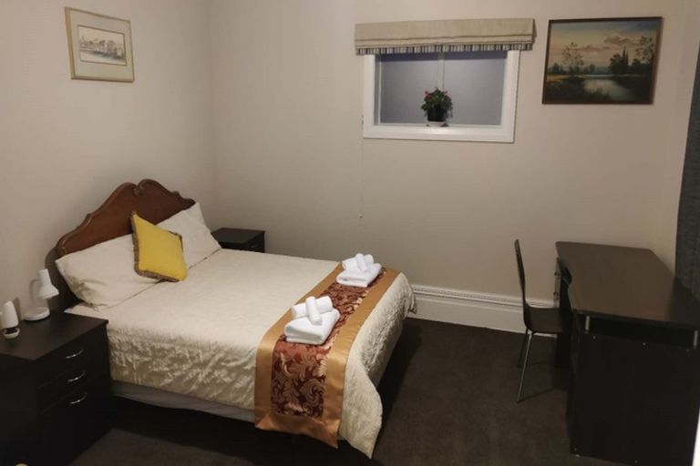 Photo of property in 296 Barbadoes Street, Christchurch Central, Christchurch, 8011