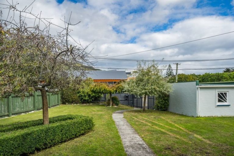 Photo of property in 6 Fairfield Avenue, Fairfield, Lower Hutt, 5011