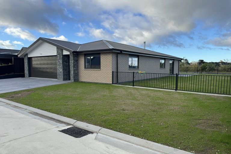 Photo of property in 111 Harakeke Drive, Wharewaka, Taupo, 3330