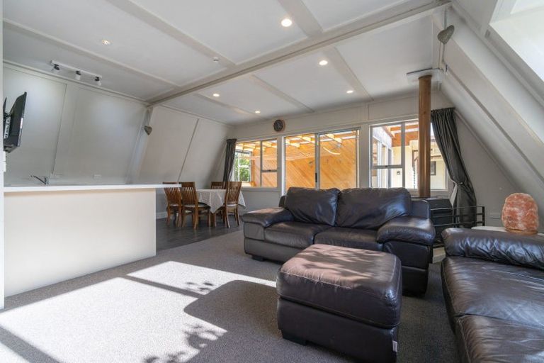 Photo of property in 239 Milford Road, Te Anau, 9600