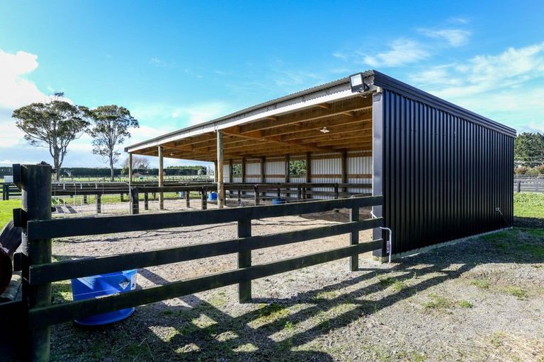 Photo of property in 24 Waipapa Road, Waitara, 4383