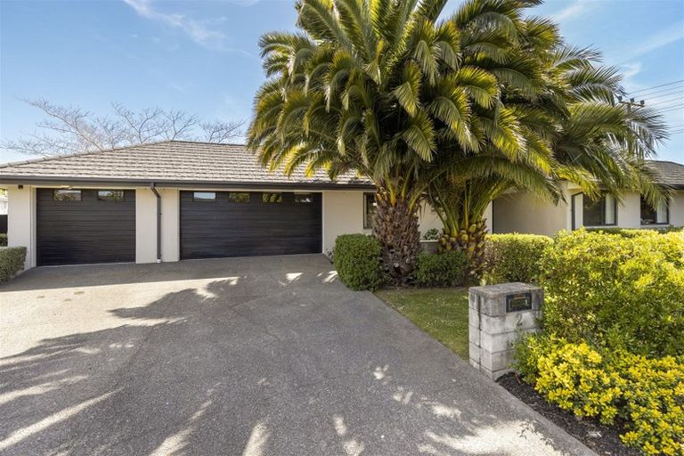 Photo of property in 2 Nottinghill Drive, Springlands, Blenheim, 7201