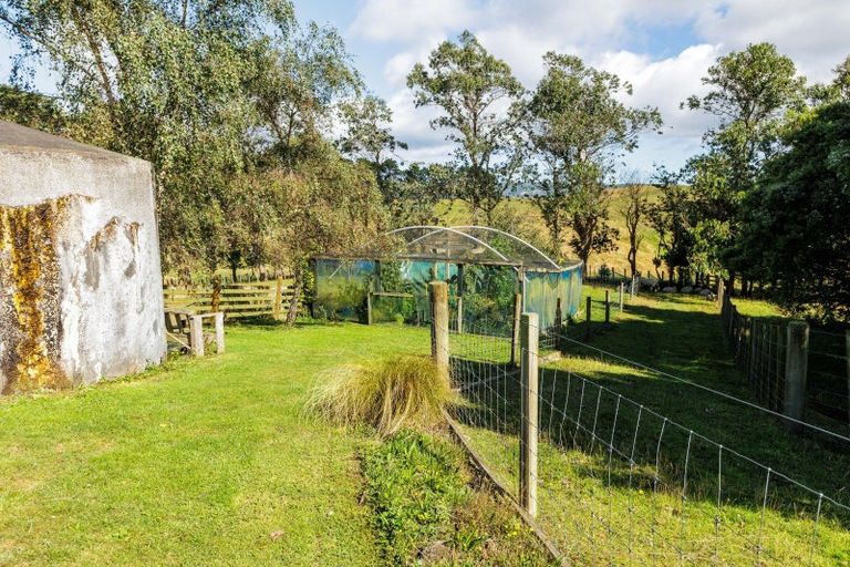 Photo of property in 454 South Ridge Road, Pahiatua, 4983