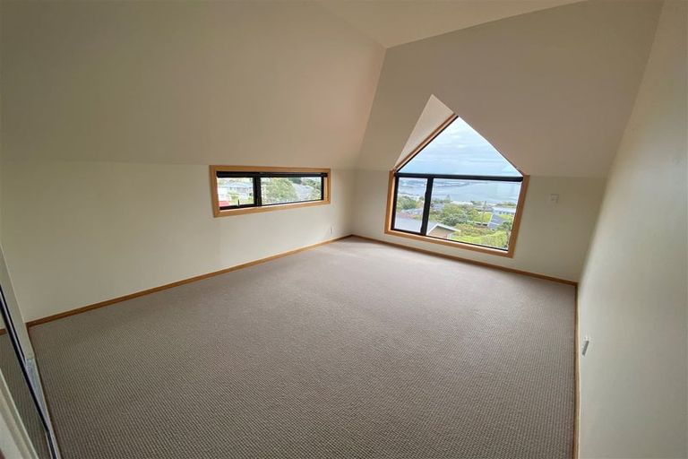 Photo of property in 266 Mount Pleasant Road, Mount Pleasant, Christchurch, 8081