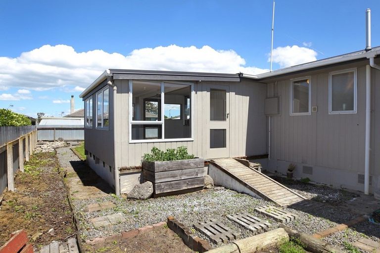 Photo of property in 11 Yarmouth Road, Flaxmere, Hastings, 4120