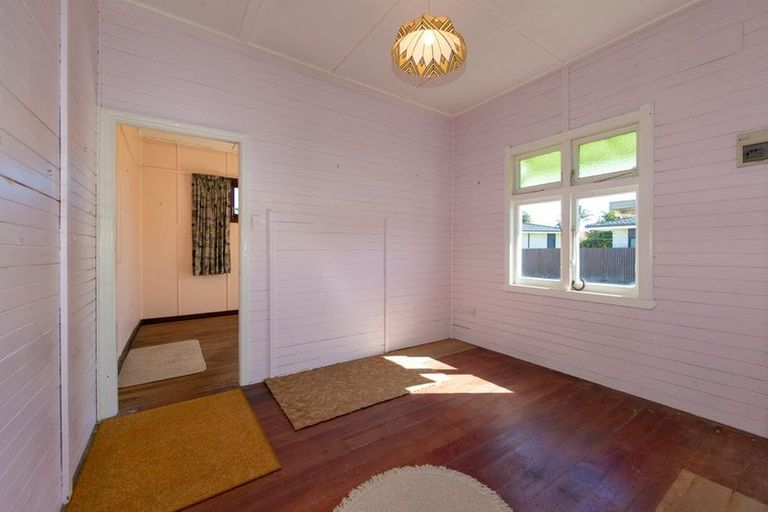 Photo of property in 2/311 Ikanui Road, Frimley, Hastings, 4120