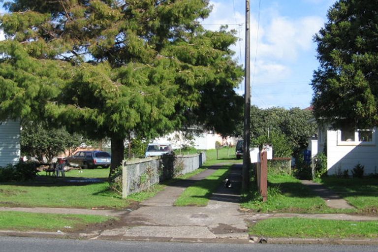 Photo of property in 283 Bairds Road, Otara, Auckland, 2023