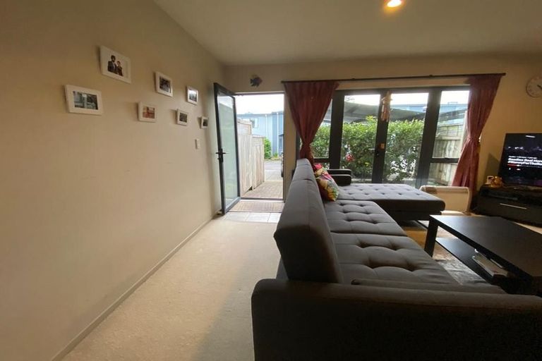 Photo of property in 14/8 Soljak Place, Mount Albert, Auckland, 1025