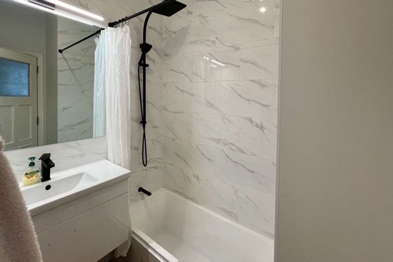 Photo of property in 15 Cairnfield Road, Kensington, Whangarei, 0112