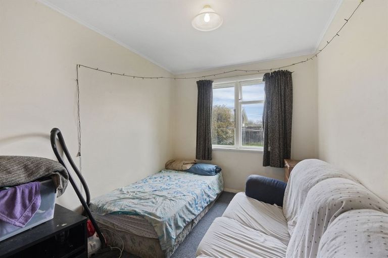 Photo of property in 8 Purbeck Place, Aranui, Christchurch, 8061