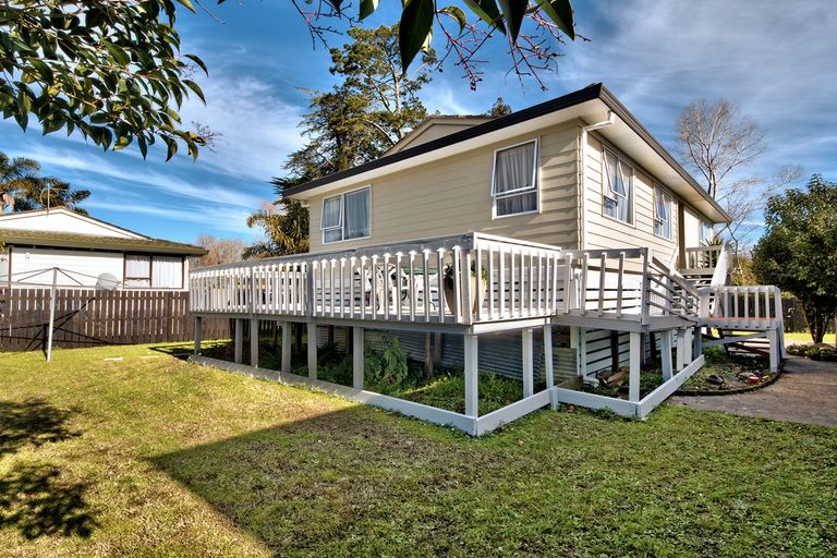 Photo of property in 2/38 Borich Road, Sunnyvale, Auckland, 0612