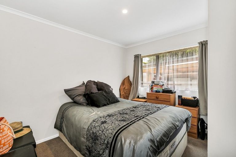 Photo of property in 51 Christmas Road, Manurewa, Auckland, 2102