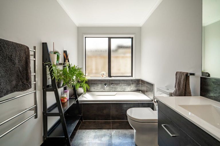 Photo of property in 20 Union Drive, Papamoa, 3118