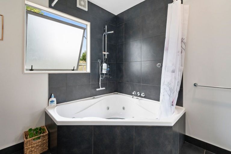 Photo of property in 315 Ashhurst Road, Bunnythorpe, Palmerston North, 4481