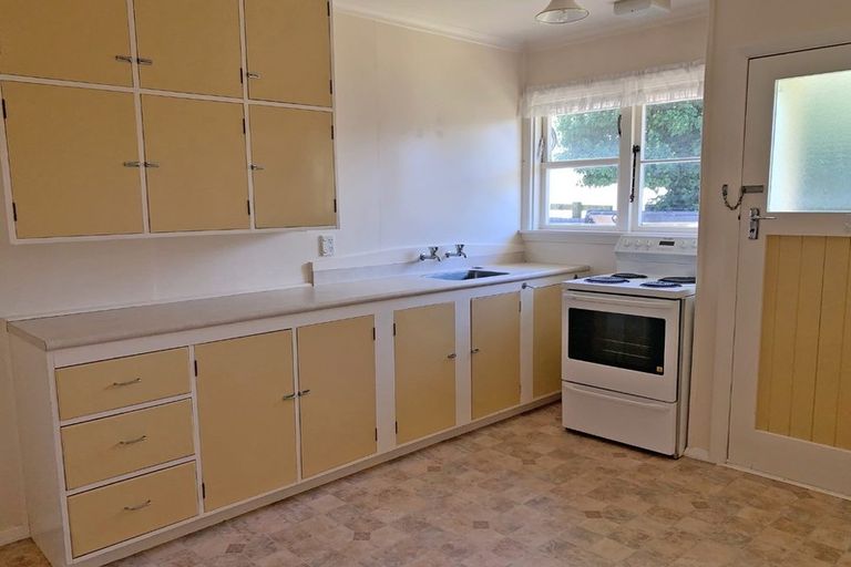 Photo of property in 13 Totara Street, Trentham, Upper Hutt, 5018