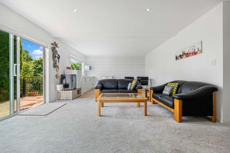 Photo of property in 12 Botanical Heights Drive, Waipahihi, Taupo, 3330