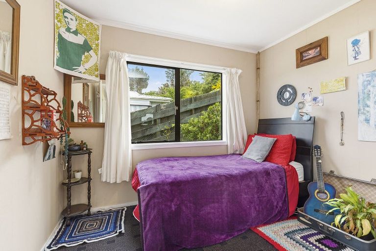 Photo of property in 129 Jamaica Drive, Grenada North, Wellington, 5028