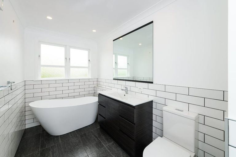 Photo of property in 51 Lincoln Street, Ashhurst, 4810