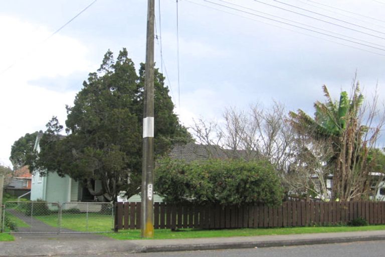 Photo of property in 17 Cairnfield Road, Kensington, Whangarei, 0112
