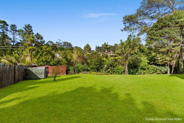 Photo of property in 13 Kay Road, Swanson, Auckland, 0614