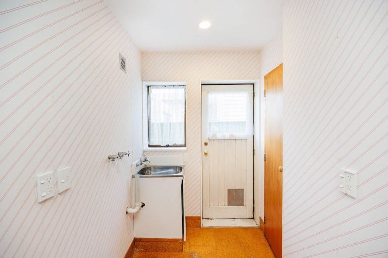 Photo of property in 51a Stanley Avenue, Palmerston North, 4414