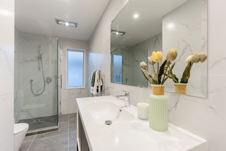 Photo of property in 47 Johns Creek Crescent, Silverdale, 0932