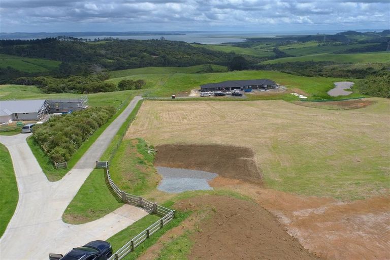 Photo of property in 113 West Road, Kaukapakapa, 0873