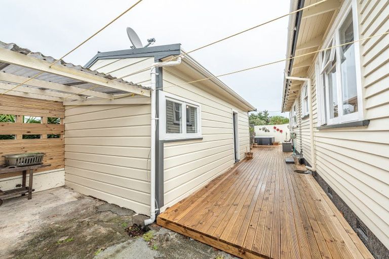 Photo of property in 17 Toi Street, Tawhero, Whanganui, 4501