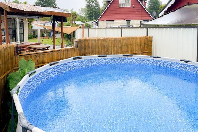 Photo of property in 10 Kanuka Place, Edgecumbe, 3120