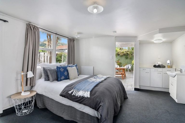 Photo of property in 370a Hardy Street, Nelson, 7010