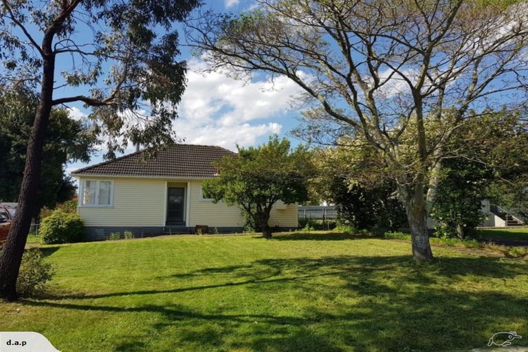Photo of property in 6 Freyberg Terrace, Waipukurau, 4200